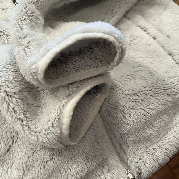 Columbia Women’s Cloudy Day Full Zip Fleece Jacket - Picture 11 of 14